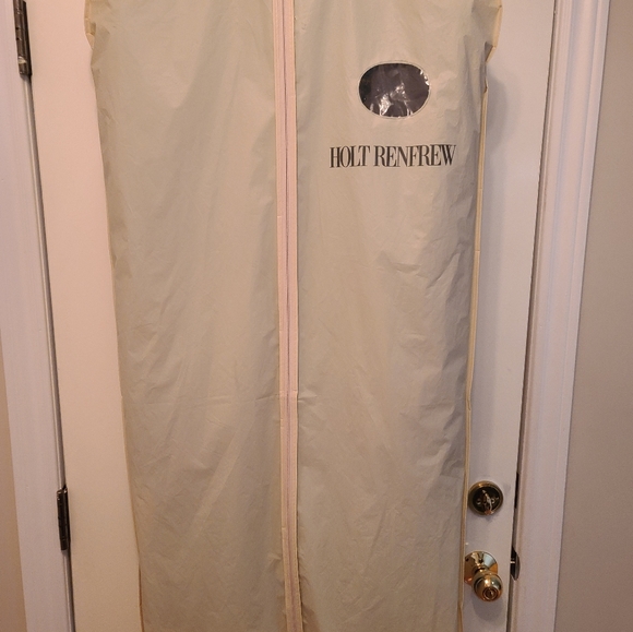 Rain coat - Picture 4 of 7